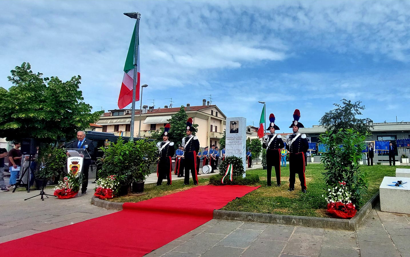 LA FEDERAZIONE DI AREZZO REALIZZA E DONA UN MONUMENTO IN RICORDO